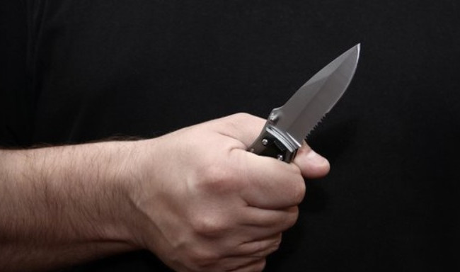 Зарезал жену и повесился: в Житомирской области произошло страшное убийство