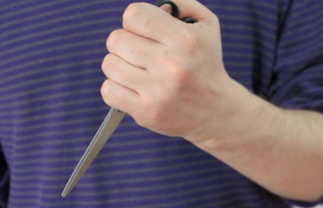 Нападение ученика на учительницу в школе: копы сообщили подробности