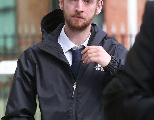 Британец 2 года пользовался карточкой умершей соседки