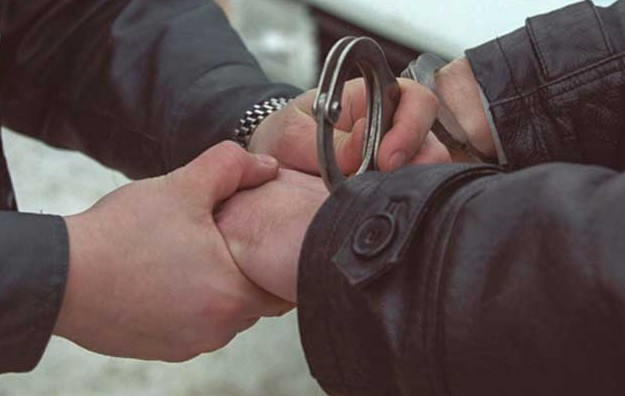Наркоторговцы в погонах: силовики задержали преступную группу