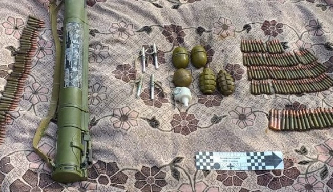 СБУ обнаружила тайник с оружием и боеприпасами