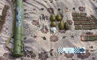 СБУ обнаружила тайник с оружием и боеприпасами