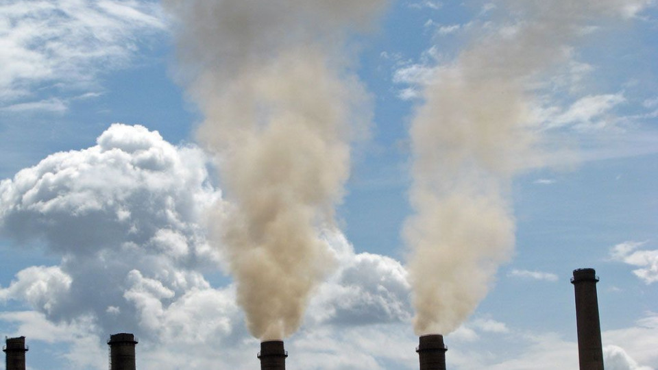 Отравленный воздух: предприятие на Волыни «убивает» экологию