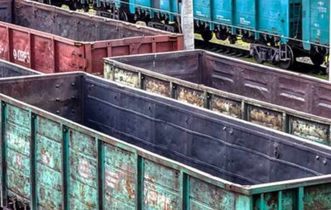 Укрзализныця выставит на торги старые вагоны