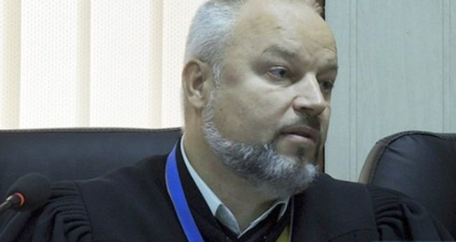 В Киеве неизвестный напал на судью Дячука