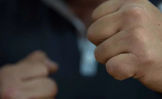 Нападали в масках и с битами: под Харьковом произошло побоище