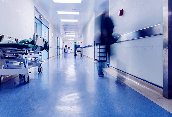 В Херсонской больнице врачи выбрасывали мертворожденных детей на свалку