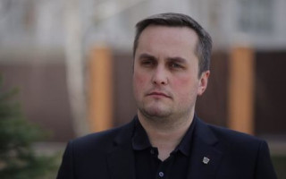 Избили водителя Холодницкого: спецназ НАБУ расправился с машиной главы САП, видео