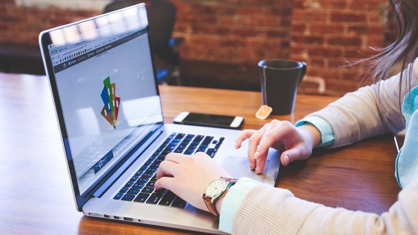 Работа на фрилансе: как правильно оформить трудовые отношения