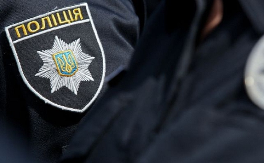 Сбывал оружие из зоны ООС: в Киеве задержали мужчину