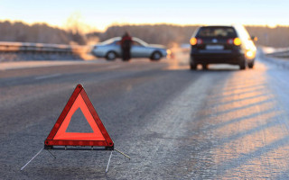 Женщину с двумя детьми «снес» горе-водитель на Волыни