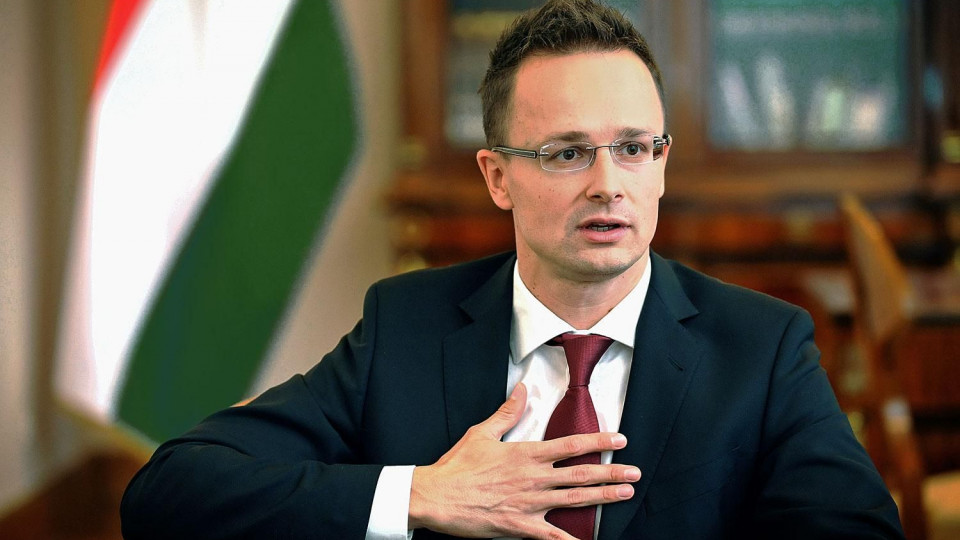 Скандал с венгерскими паспортами: новые подробности