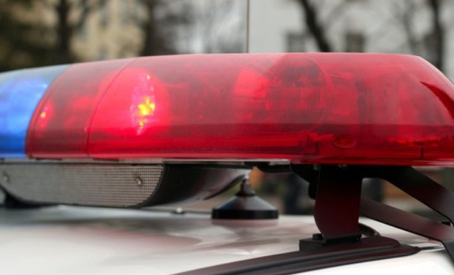 Неизвестные обстреляли из гранатомета жилой дом в Киеве