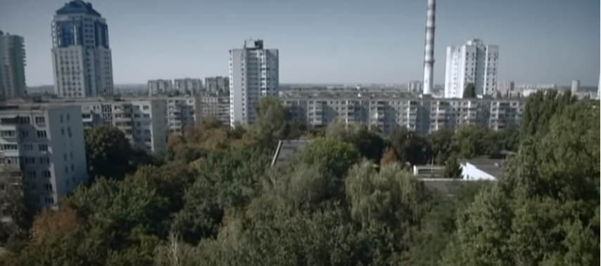 Девочка выпрыгнула с 11-го этажа в Киеве