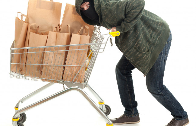 Ограбил магазин: суд вынес приговор  18-летнему преступнику