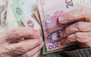 Минимальную пенсию в Украине повысят в два этапа