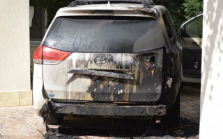 Неизвестные сожгли автомобиль депутата в Одессе