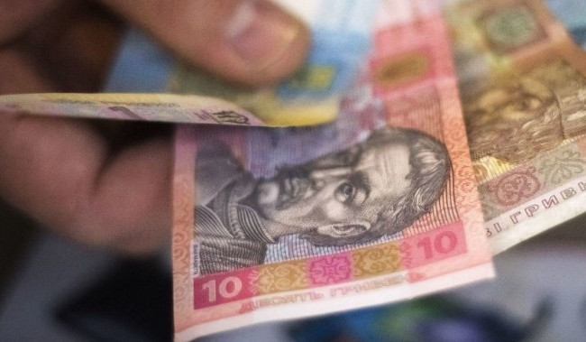 В Виннице мужчина годами получал пенсию за умершего отца