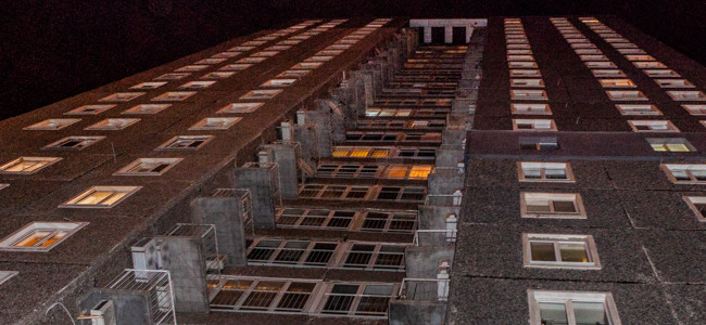 В Днепре 25-летний парень выпрыгнул из окна многоэтажки