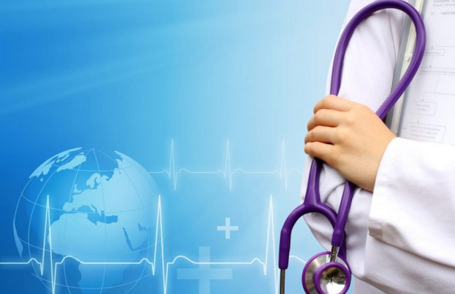 КСУ рассмотрит конституционность медреформы