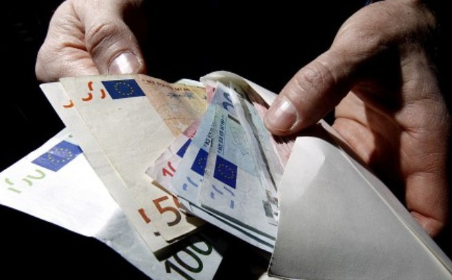 Предлагал взятку пограничнику: под суд пойдет житель Буковины