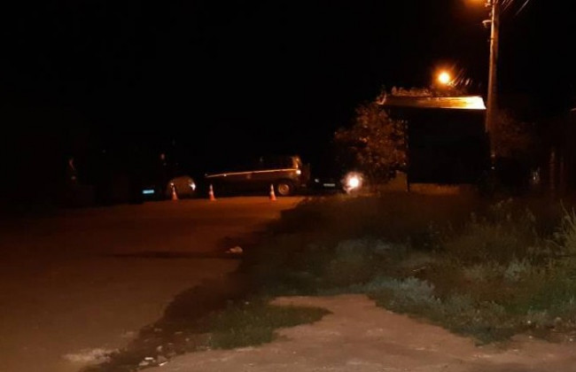 Военный бросил гранату в людей: двое пострадали