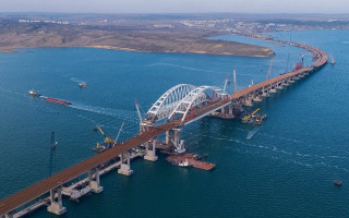 Керченский мост частично обрушился