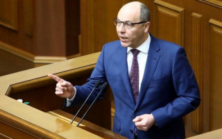 Санкции против украинских телеканалов: Парубий рассказал, когда подпишет обращение в СНБО