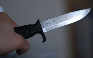 Ударил ножом девочку-подростка: Харьковский суд вынес решение