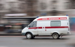 На электробайке выехал на дорогу: под Киевом ребенок попал под машину
