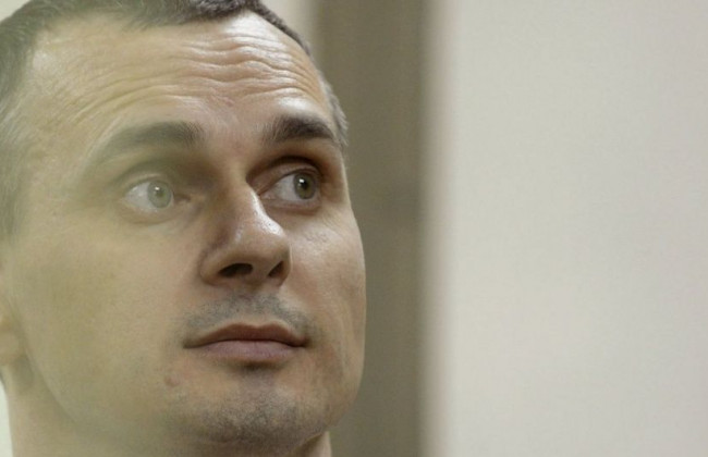 ЕС требует немедленно освободить Сенцова