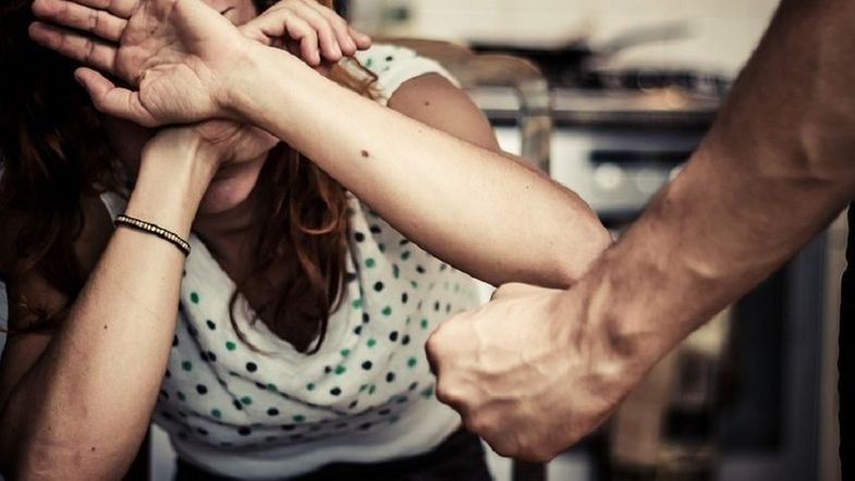 Поможет ли срочное запрещающее предписание в борьбе с домашним насилием