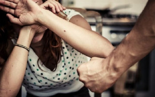 Поможет ли срочное запрещающее предписание в борьбе с домашним насилием