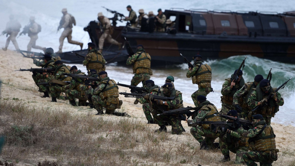 На суше и на море: НАТО анонсирует масштабные учения возле границ РФ