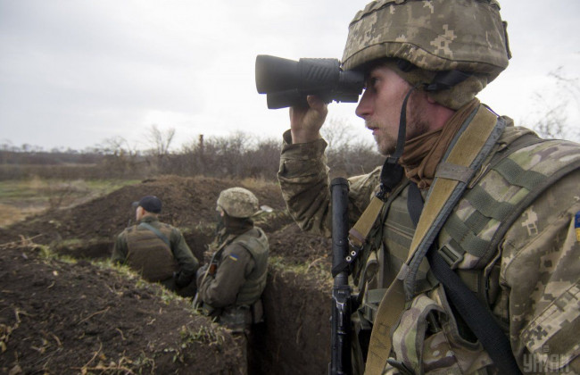 Боевики на Донбассе обстреляли мирное население: все подробности