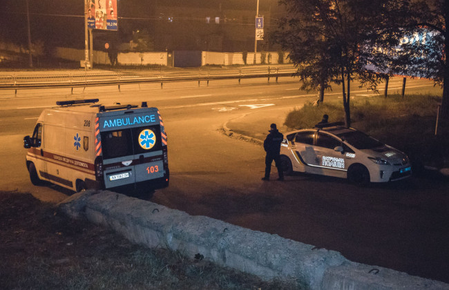 Возле железнодорожной станции Киев-Днепровский нашли труп мужчины