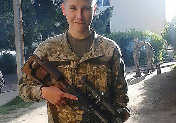 На передовой погибла 19-летняя военнослужащая