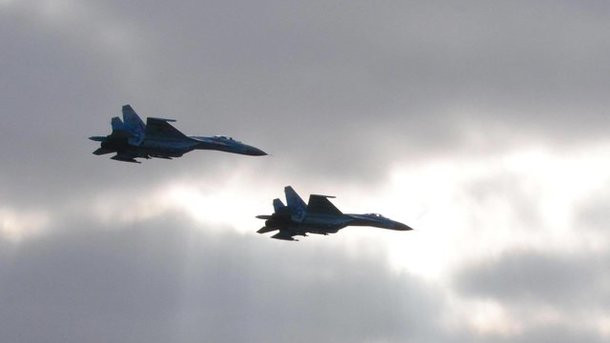 В Винницкой области потерпел крушение истребитель Су-27УБ