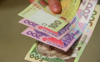 Пенсионеры с низкими пенсиями получат компенсации: заявление Порошенко