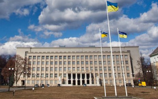 Трое мужчин жестоко избили помощника депутата: все подробности