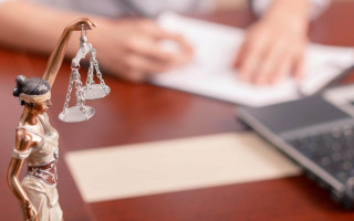 Реформи адвокатури і юридичної освіти треба проводити паралельно, — народний депутат Сергій Власенко