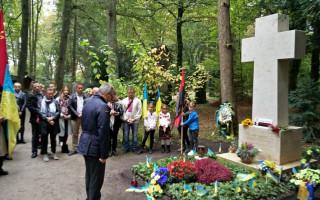 Прах Степана Бандеры хотят перезахоронить в Киеве: названо место