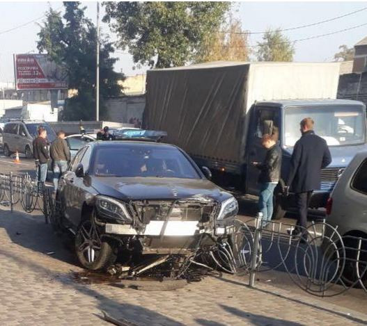 Масштабное ДТП в Киеве: 5 автомобилей попали в аварию