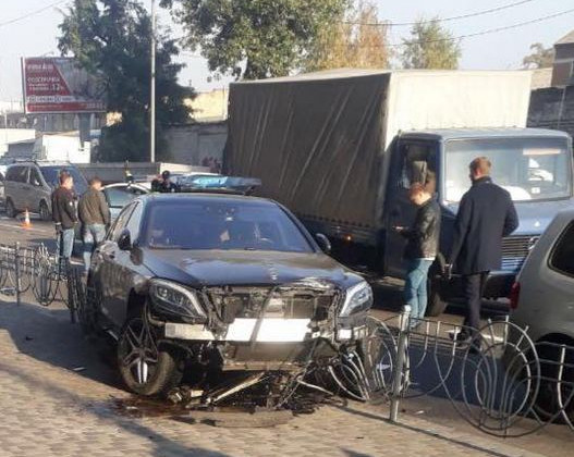 Масштабное ДТП в Киеве: 5 автомобилей попали в аварию