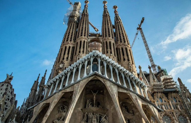 Барселонский храм выплатит государству 36 млн евро за 133 года строительства без лицензии