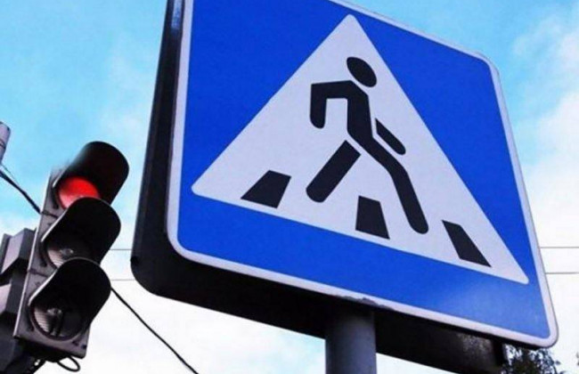 Шел на обгон: в Киеве Range Rover насмерть сбил пешехода