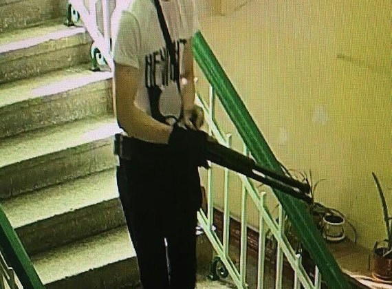 «Керченский стрелок» три года копил деньги на ствол