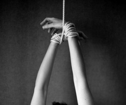 Труп женщины со связанными руками нашли в подвале Одессы