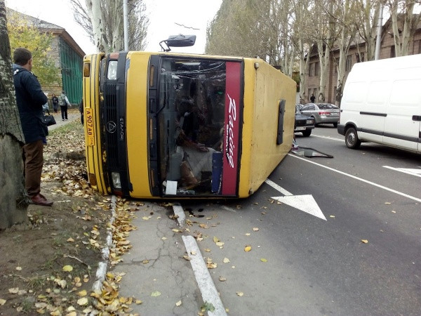 Масштабна аварія сталася на окупованому Донбасі: багато поcтраждалих