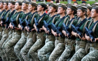 В Україні набув чинності закон про рівні права жінок і чоловіків у ЗСУ